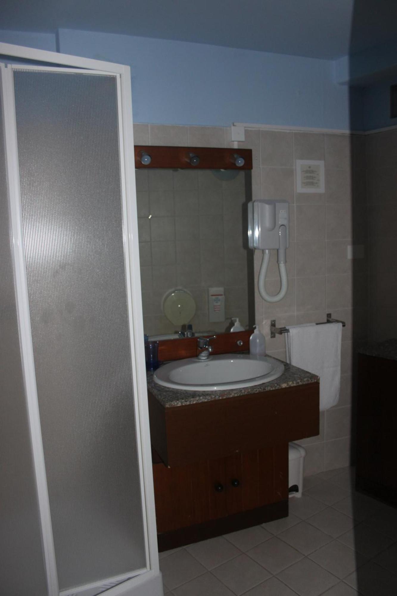 Locanda Del Pittore Arcumeggia Phòng bức ảnh