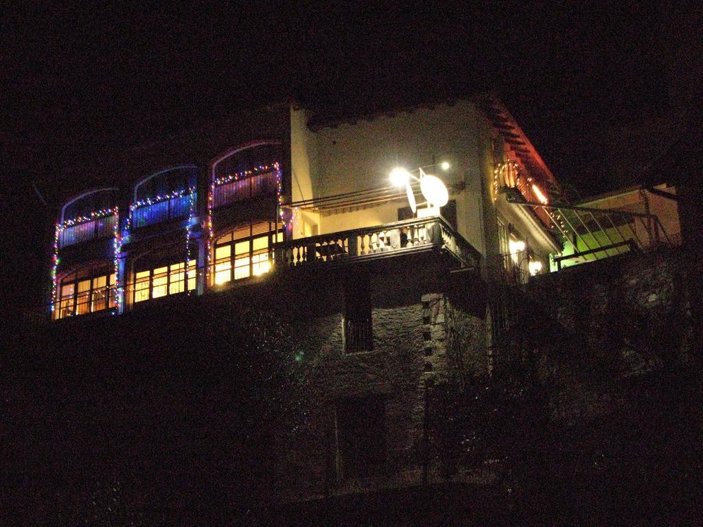 Locanda Del Pittore Arcumeggia Ngoại thất bức ảnh